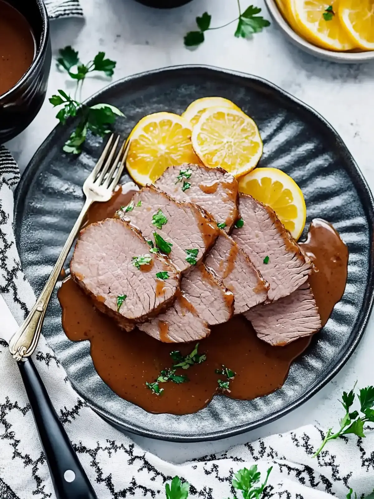Rinderbraten im Backofen: Zart und Saftig genießen 4 Rinderbraten im Backofen