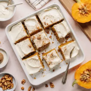 Saftiger Kürbiskuchen vom Blech mit Frischkäse für Herbstgenuss 2 Saftiger Kürbiskuchen vom Blech mit Frischkäse für Herbstgenuss